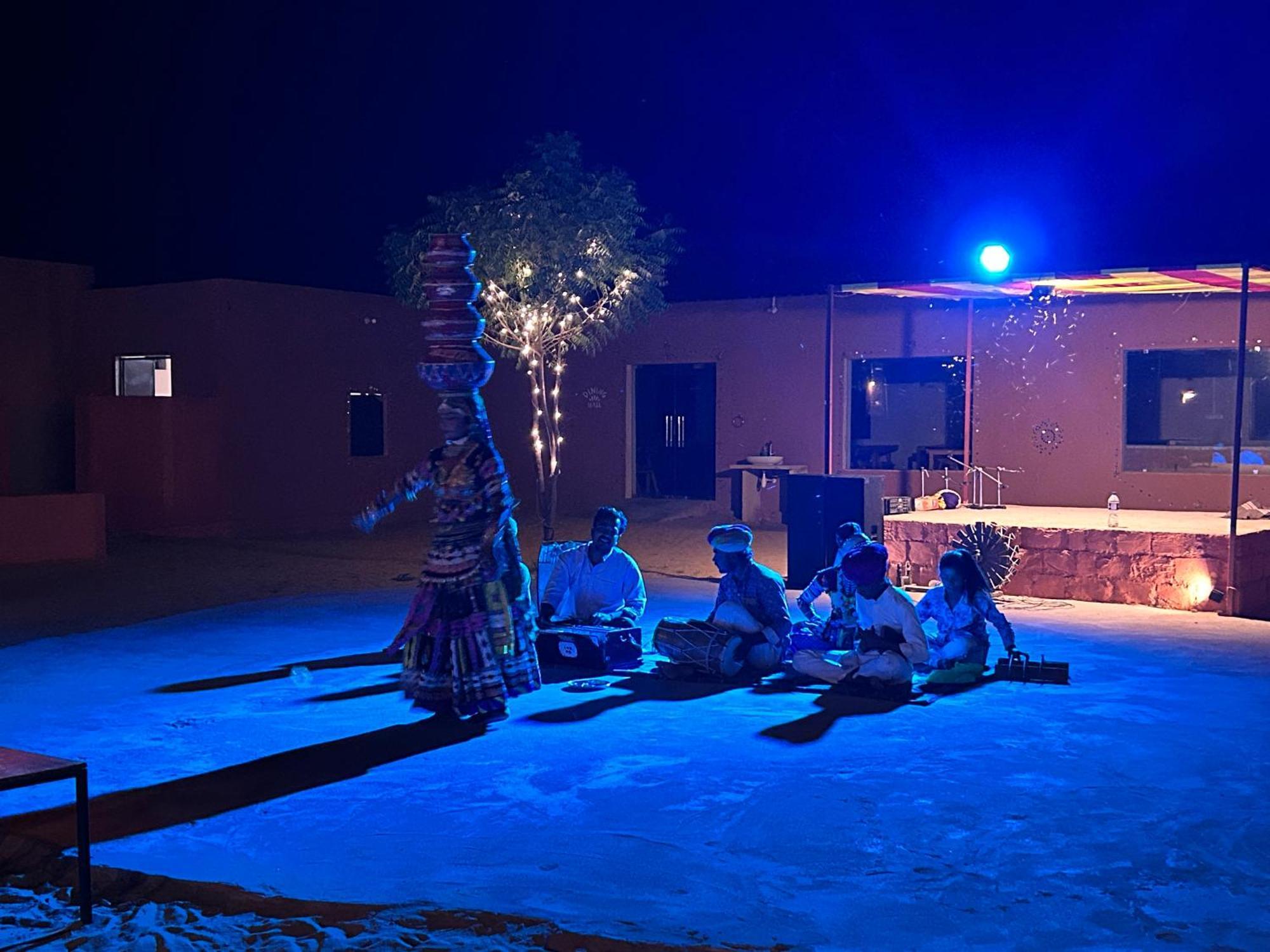 Sunny Desert Camp Kuri Экстерьер фото