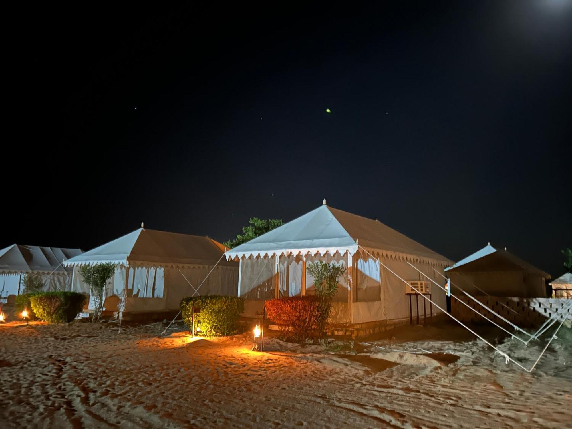 Sunny Desert Camp Kuri Экстерьер фото